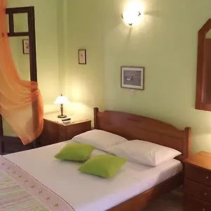 Pefka Studios & Apartament